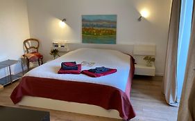 Les Chambres De Mont St Sebastien